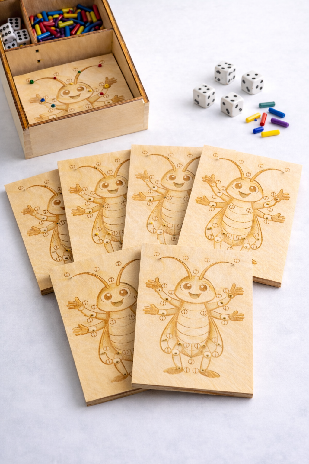 The Roach – Wooden Dice & Peg Family Game (2–6 Players)